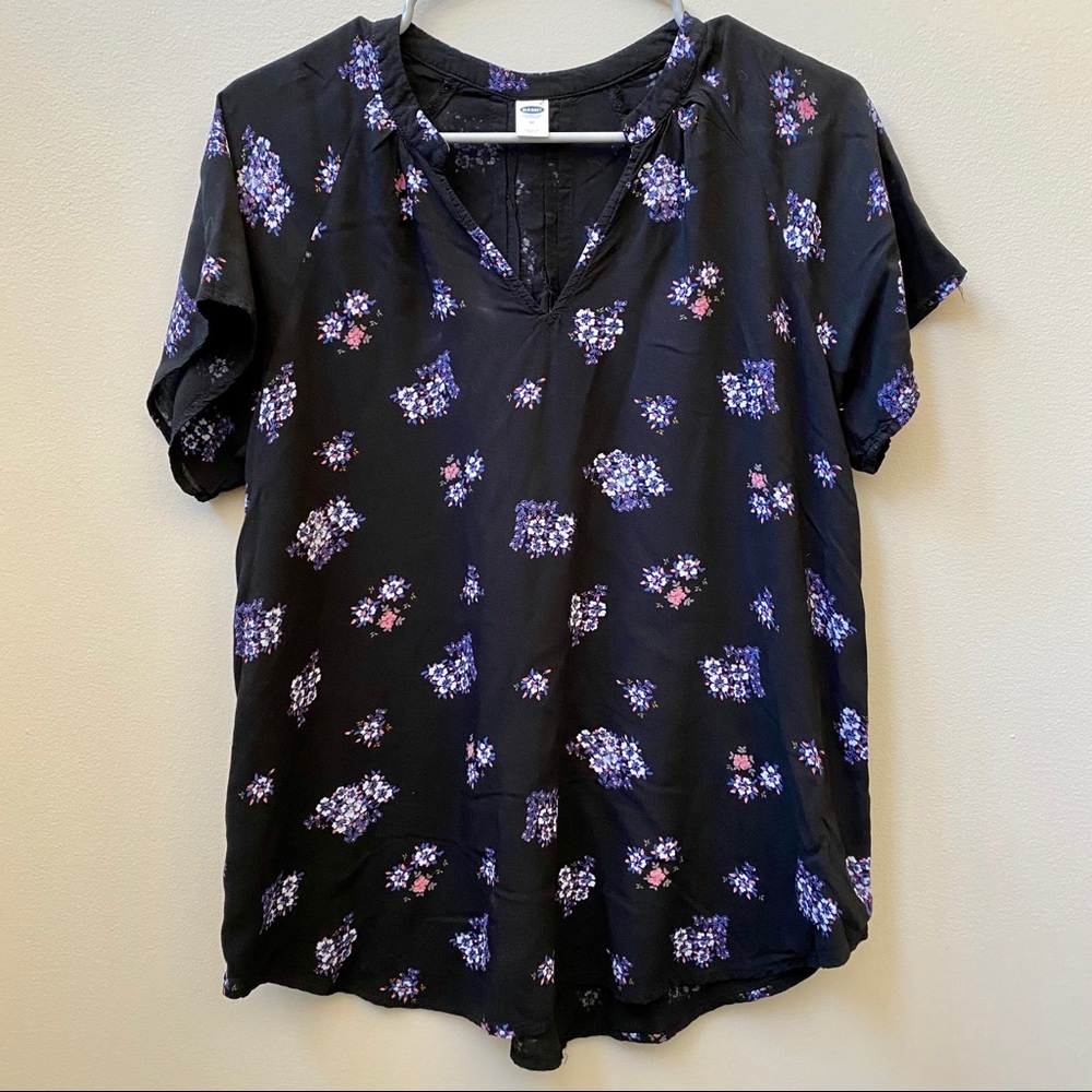 Old Navy | Black Floral Print Blouse